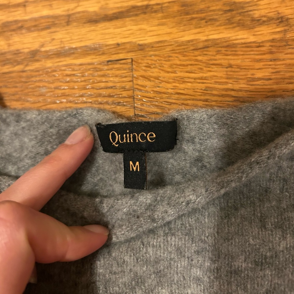 Quince Gray Cashmere Cropped Sweater